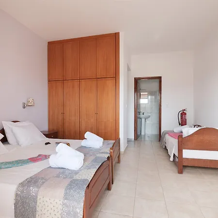 Kassiani Hotel 2*